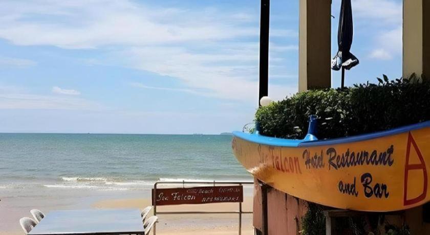 Sea Falcon On The Water Praia de Jomtien Exterior foto