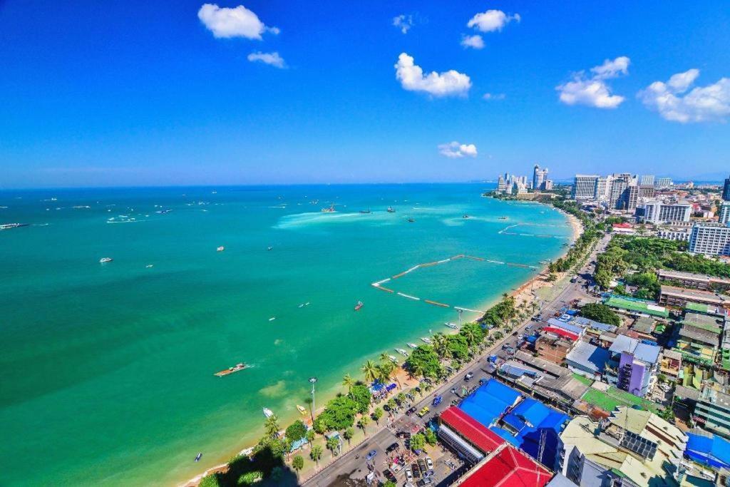 Sea Falcon On The Water Praia de Jomtien Exterior foto